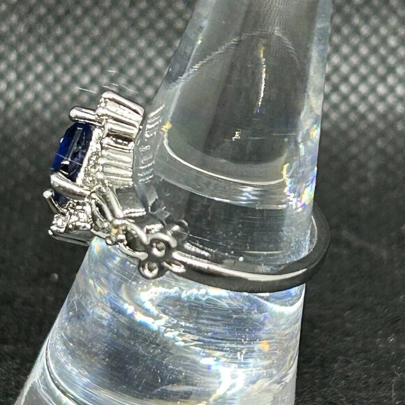 New! Fashion inlaid blue zirconia ring Size 6 - Picture 4 of 4